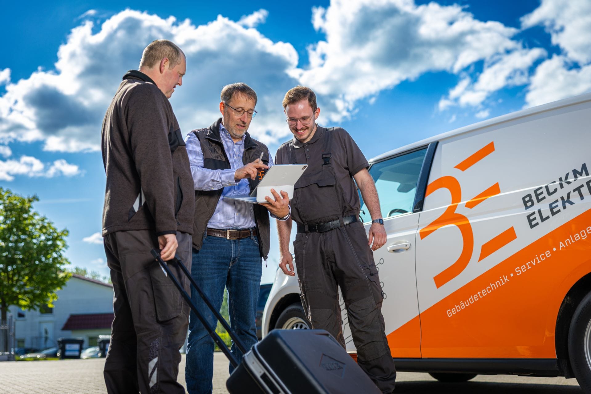 Besprechnung von 3 Männern